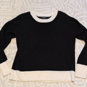 Summersalt Black and Cream Crew Neck Sweater